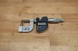 MITUTOYO 395-363-30 DIGITAL TUBE MICROMETER 0-1