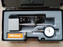 MITUTOYO 7046PCK KIT  2416S DIAL INDICATOR & 7010SN MAGNETIC BASE AND CLAMPS