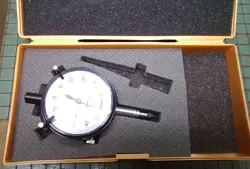 519 = +-0.05 MM MITUTOYO HICATOR DIAL INDICATOR 524 - 501 0.001 MM RESOLUTION
