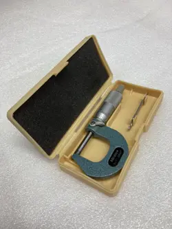 MITUTOYO NO. 103-260 0-1” OUTSIDE MICROMETER WITH CASE
