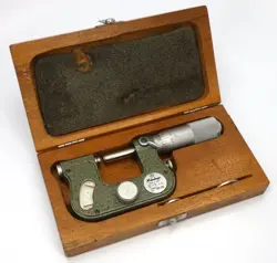 MITUTOYO 510-202 INDICATOR GAUGE OUTSIDE MICROMETER 0-1