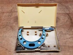 MITUTOYO STANDARD OUTSIDE MICROMETER 100-125 0.01MM JAPAN