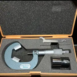 MITUTOYO V-GROOVE MICROMETER VM3-40 25-40MM RANGE 0.01MM ACCURACY NEW