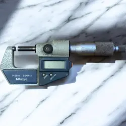 MITUTOYO DIGITAL MICROMETER 293-421-20 0-25MM USED CONDITION, 0.001MM ACCURACY