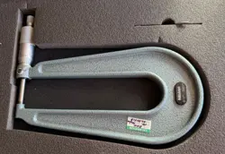 MITUTOYO 118-129 DEEP THROAT MICROMETER 0-1