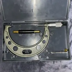 MITUTOYO OUTSIDE MICROMETER 100-125MM 3.94-4.92 INCHES MODEL 103-141/OM-125
