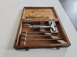 MITUTOYO DEPTH MICROMETER 001