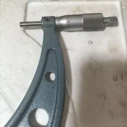 MITUTOYO MICROMETER 250-275MM