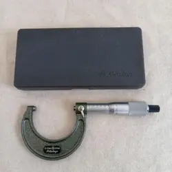 MITUTOYO MICROMETER 25-50MM