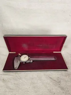 MITUTOYO NO.505-495 6IN DIAL CALIPERS WITH CASE MACHINIST