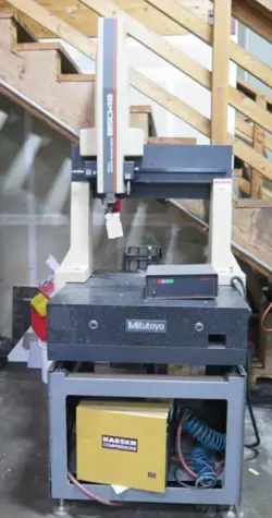 MITUTOYO B504B CMM MACHINE W/ RENISHAW TP1S PROBE HEAD, AIR DRYER (NO COMPUTER)