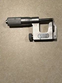 MITUTOYO UNIVERSAL MICROMETER  NO. 117-107  0-1