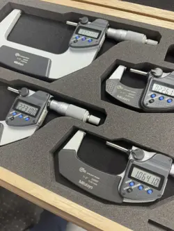 MITUTOYO 0 TO 4” .00005 RESOLUTION, IP65, 4 PCS SET DIGITAL MICROMETER SET