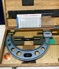 MACHINIST TOOL: MITUTOYO DIGIT 5-6