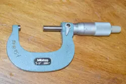 NO. 103-262 MICROMETER