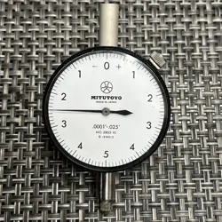 MITUTOYO .0001”-.025” NO. 2803-10 DIAL INDICATOR 6 JEWEL MADE IN JAPAN
