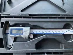 MITUTOYO DIGITAL CALIPER, 500-752-20, 0-6IN/0-150MM (IP67) WITH CASE