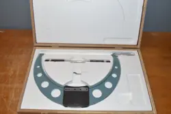 MITUTOYO 103-148-10 OUTSIDE MICROMETER 275-300MM