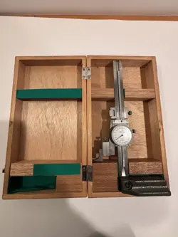 MITUTOYO 6 INCH HEIGHT GAUGE