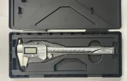 MITUTOYO 500-733-10 DIGIMATIC CALIPER IP67, 0-6