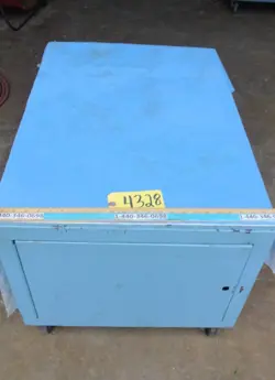 OPTICAL COMPARATOR WITH