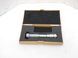MITUTOYO 3-POINT HOLTEST INTERNAL MICROMETER .0002