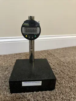 USED MITUTOYO 543-252B MODEL ID-C112EB GAGE WITH GRANITE PLATE