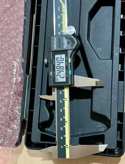 MITUTOYO CD-6