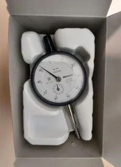 MITUTOYO 2046SB DIAL INDICATOR .01 RES 10MM TRAVEL NO. 250-287