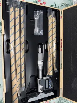 MITUTOYO DIGITAL MICROMETER SET 329-350-10 DMC4-6