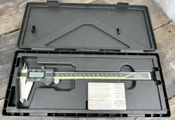 MITUTOYO ABSOLUTE DIGITAL CALIPER: 0 IN TO 8IN / 0 TO 200MM RANGE