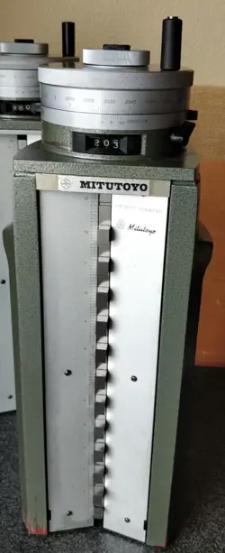 MITUTOYO HEIGHT MASTER SERIES 515-310N 12” HEIGHT GAGE HM-12