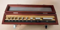 MITUTOYO GAGE BLOCK SET 9 PIECES  516-935-26 GRADE 1    NO. 79