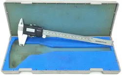 MITUTOYO DIGITAL CALIPER W/ TOOL CASE 500-322 INSIDE OUTSIDE DEPTH .0005-8
