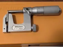 MITUTOYO 0-1 INCH MULTI ANVIL MICROMETER NO 117-107 W/ CASE