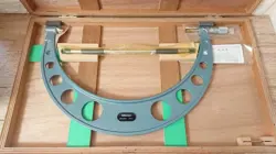 MITUTOYO OM-375 350-375