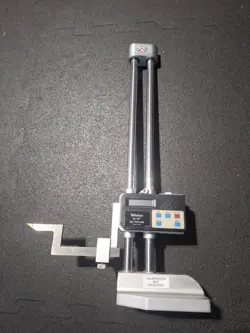 MITUTOYO 0-12 192-605 DIGITAL HEIGHT GAUGE MITUTOYO