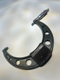 MITUTOYO MICROMETER 125-150MM 0.01MM MICROMETER 