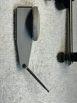 MITUTOYO DIAL INDICATOR, #503-202, .0005 INCREMENTS, ADAPTERS, LONG NEEDLE