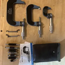 THREE MITUTOYO COMBIMIKE MICROMETERS 0-1