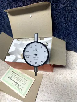MACHINIST TOOL: MITUTOYO DIAL TEST INDICATOR (NOS) 2506-08 .0005 GRAD