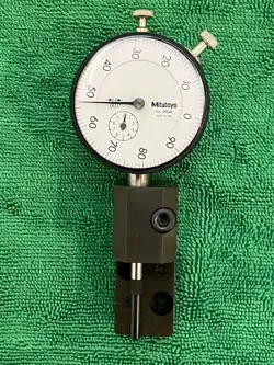 MITUTOYO 2904F DIAL INDICATOR MADE IN USA