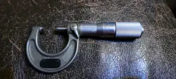 MITUTOYO 103-113 OUTSIDE MICROMETER 0-1