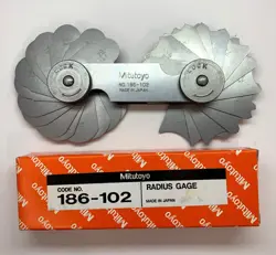 MITUTOYO 186-102 RADIUS GAGE SET WITH PLASTIC SLEEVE, ORIGINAL BOX, CERTIFICATE
