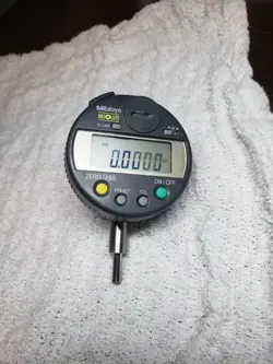 MITUTOYO ABSOLUTE DIGIMATIC INDICATOR, MODEL ID-C112T, PART NUMBER 543-253