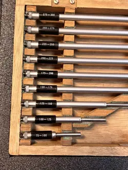 METRIC MITUTOYO 141-106 INSIDE MICROMETER 50-300MM GOOD CONDITION!!