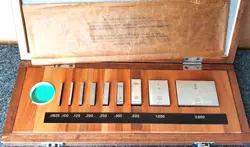 NICE MITUTOYO NO 516 - 930 GAGE BLOCK  SET .0625 - 2 
