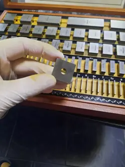 MITUTOYO SQUARE GAUGE
