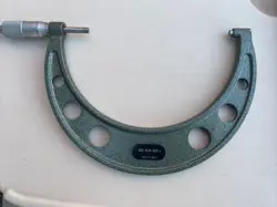 MITUTOYO 6-7”