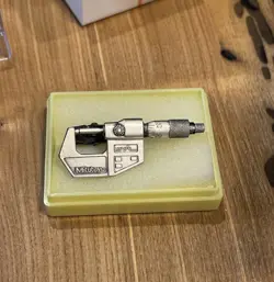 VTG MITUTOYO MICROMETER CALIPER TIE CLIP ENGINEERING METAL WORK SILVER